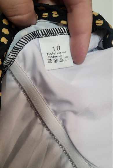 Blouson One Piece (size 18) - Picture 4 of 4